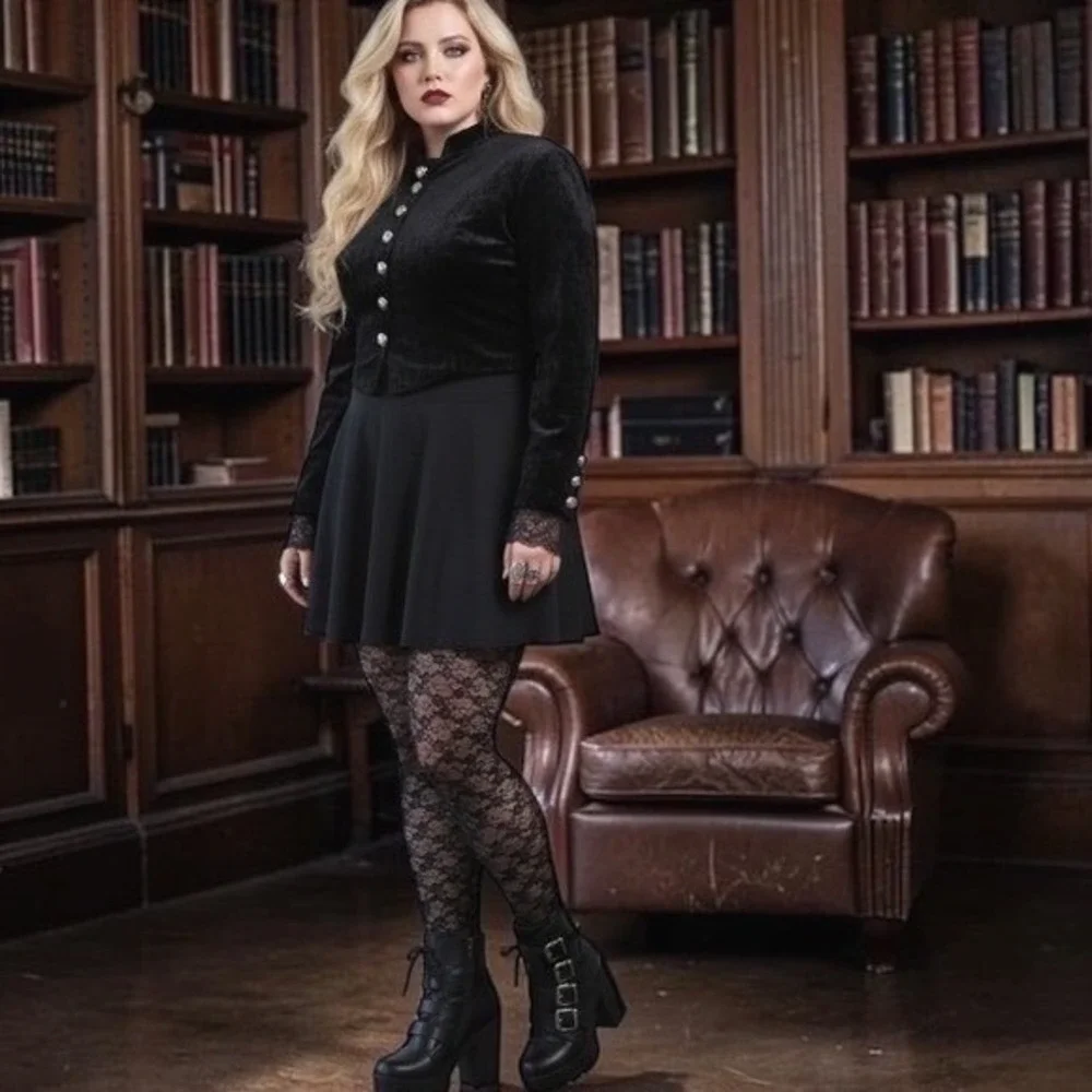 TORRID Lace Leggings w/Attached Black Shorts NWT‎ Size 2X